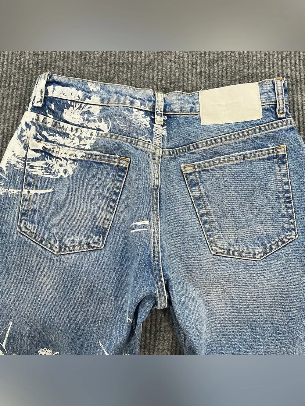 Zara Men's Renaissance Printed Distressed Jeans Size 29